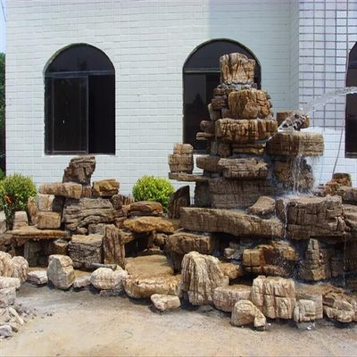 匠心造景，自然之境 探索各类水泥假山的艺术与选购指南